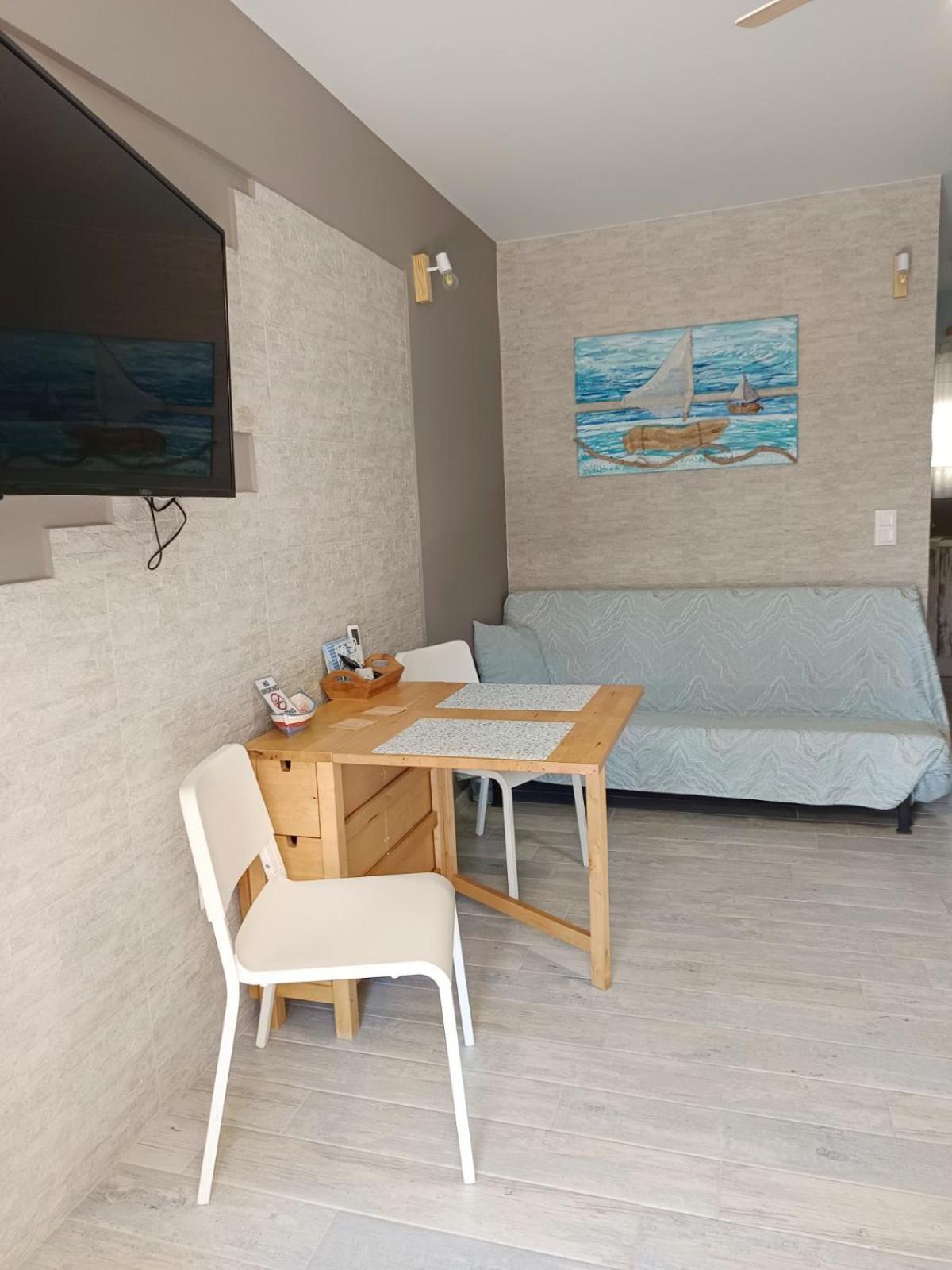 Island Mood Studio Pórto Ráfti Екстериор снимка